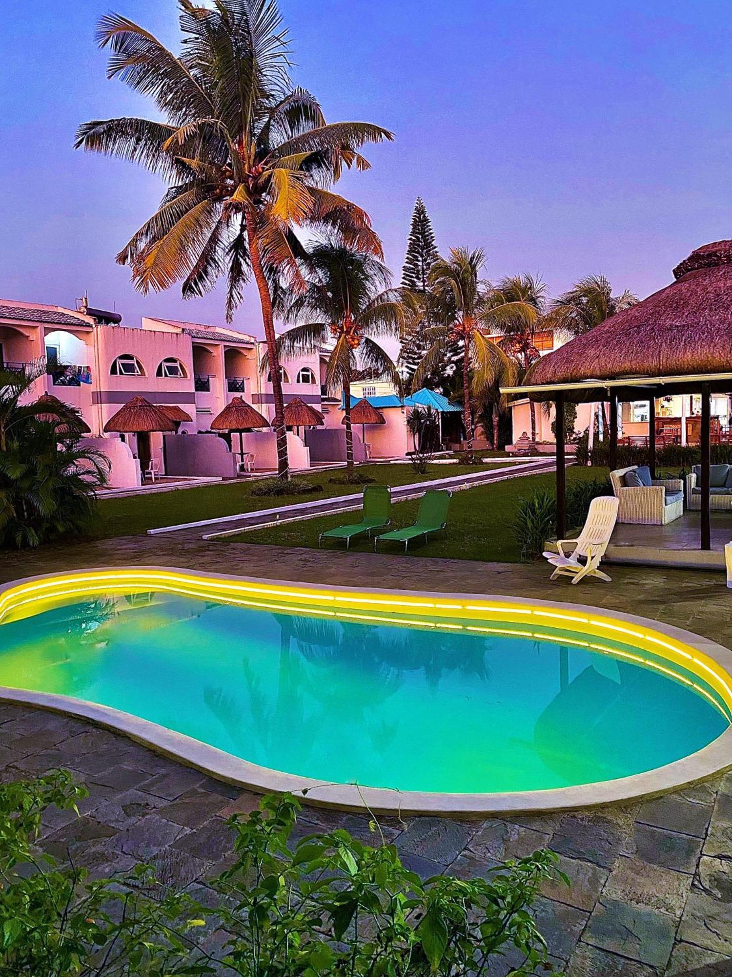 Stella Rina "Adults Only" Bed & Breakfast Grand-Baie Eksteriør bilde