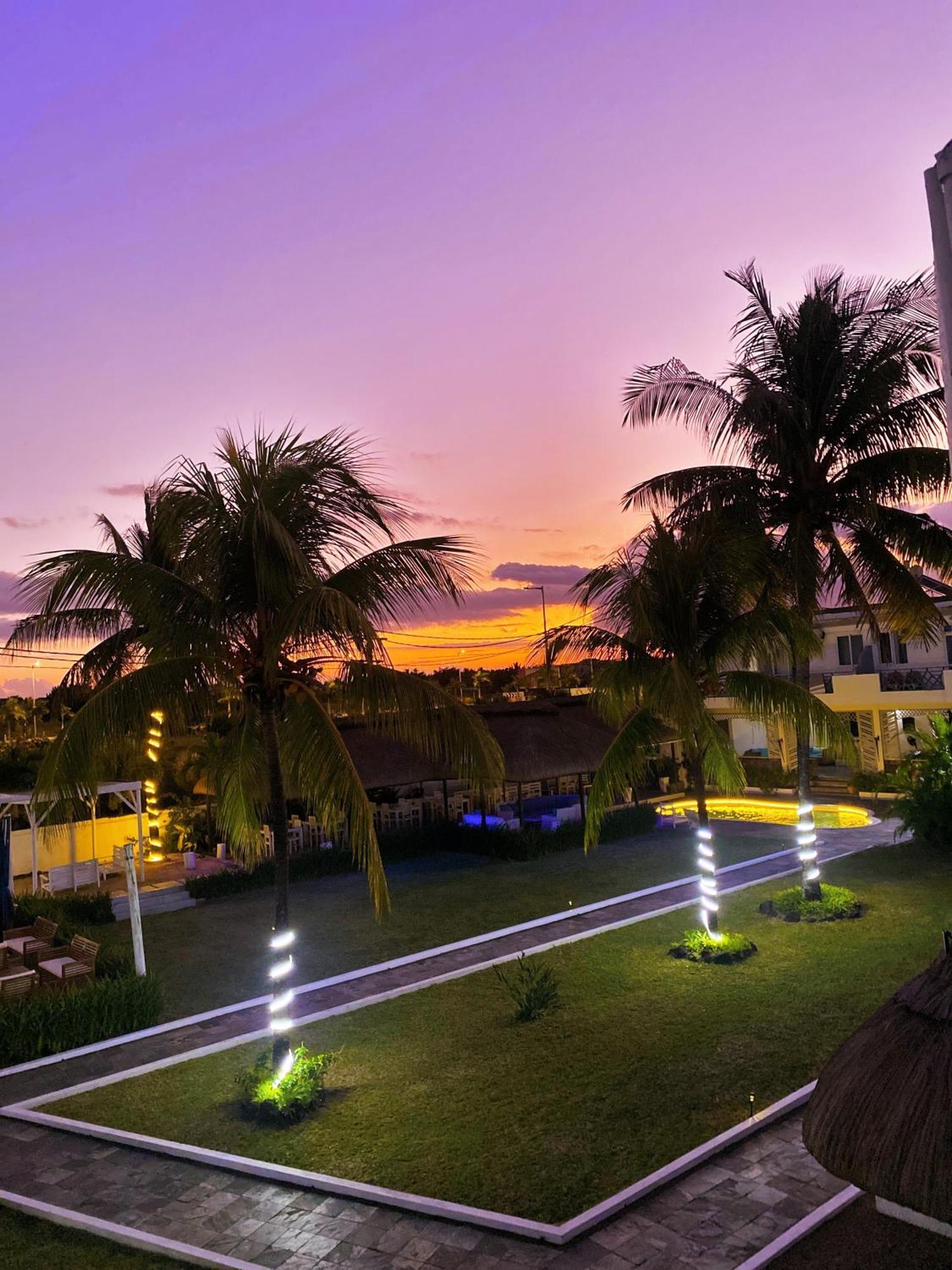 Stella Rina "Adults Only" Bed & Breakfast Grand-Baie Eksteriør bilde