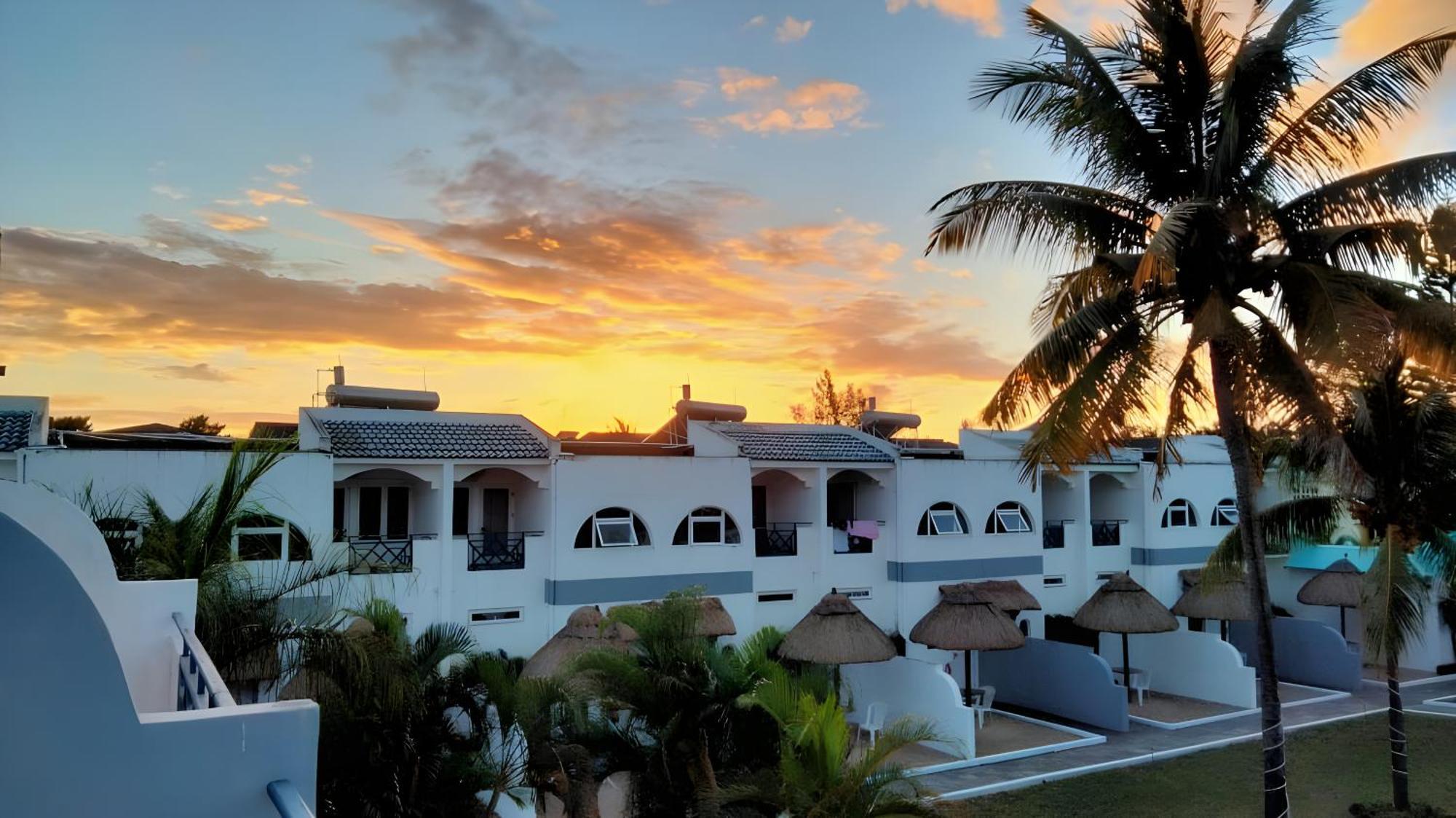 Stella Rina "Adults Only" Bed & Breakfast Grand-Baie Eksteriør bilde