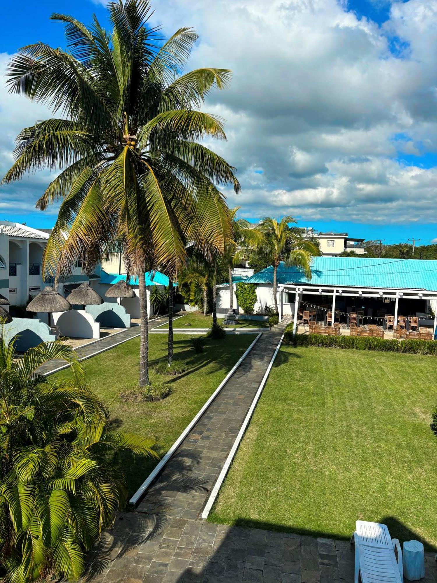 Stella Rina "Adults Only" Bed & Breakfast Grand-Baie Eksteriør bilde
